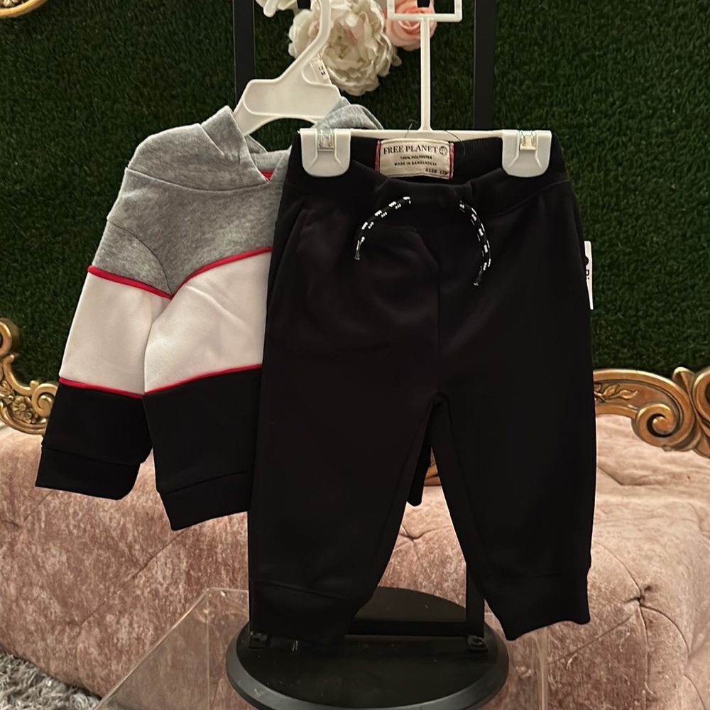 Free planet lifestyle boys track suit